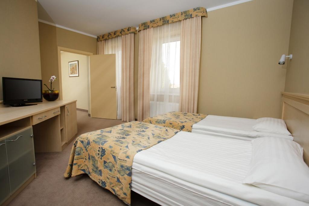 Hotel Babilonas Κάουνας Εξωτερικό φωτογραφία
