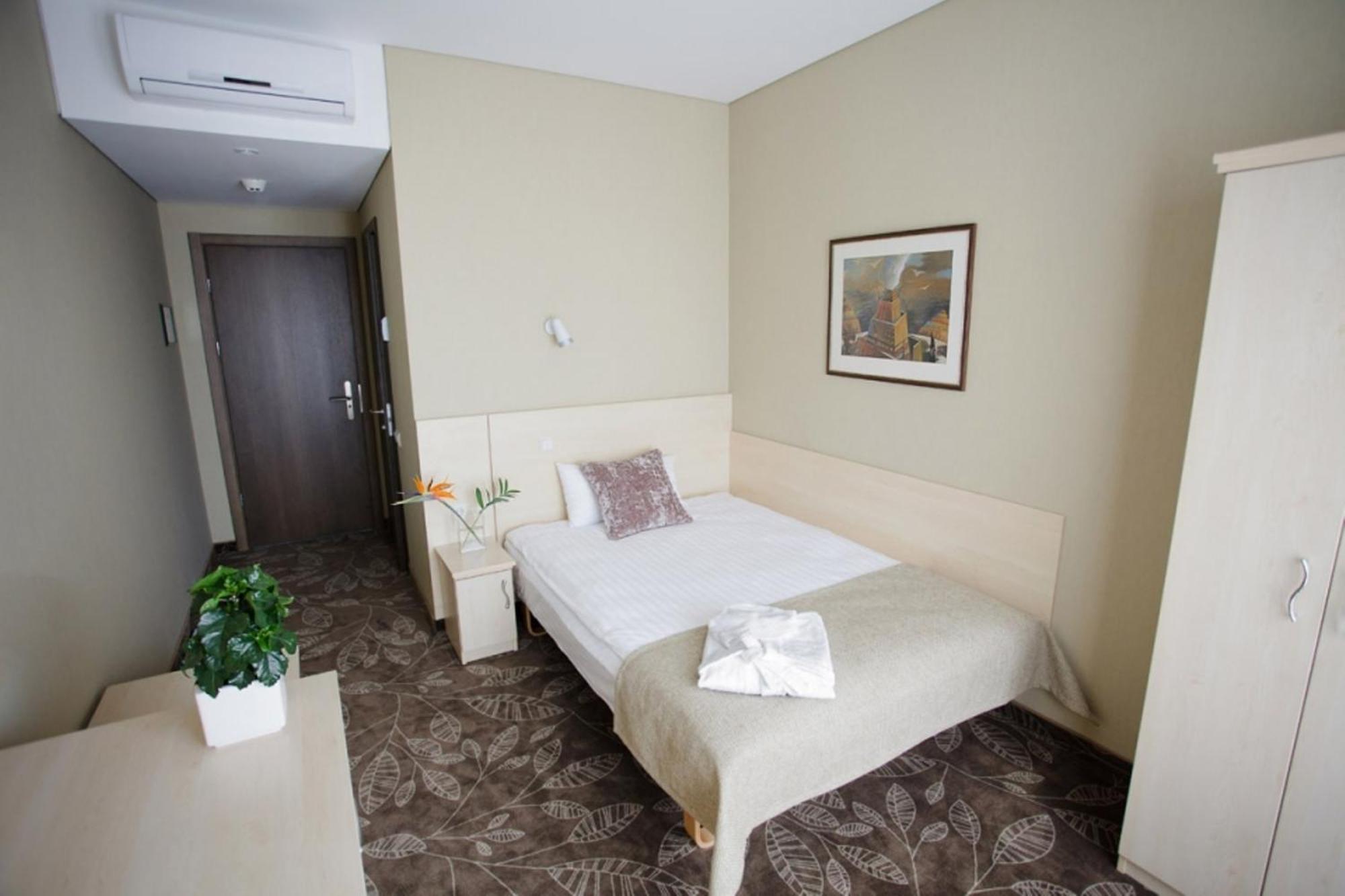 Hotel Babilonas Κάουνας Εξωτερικό φωτογραφία