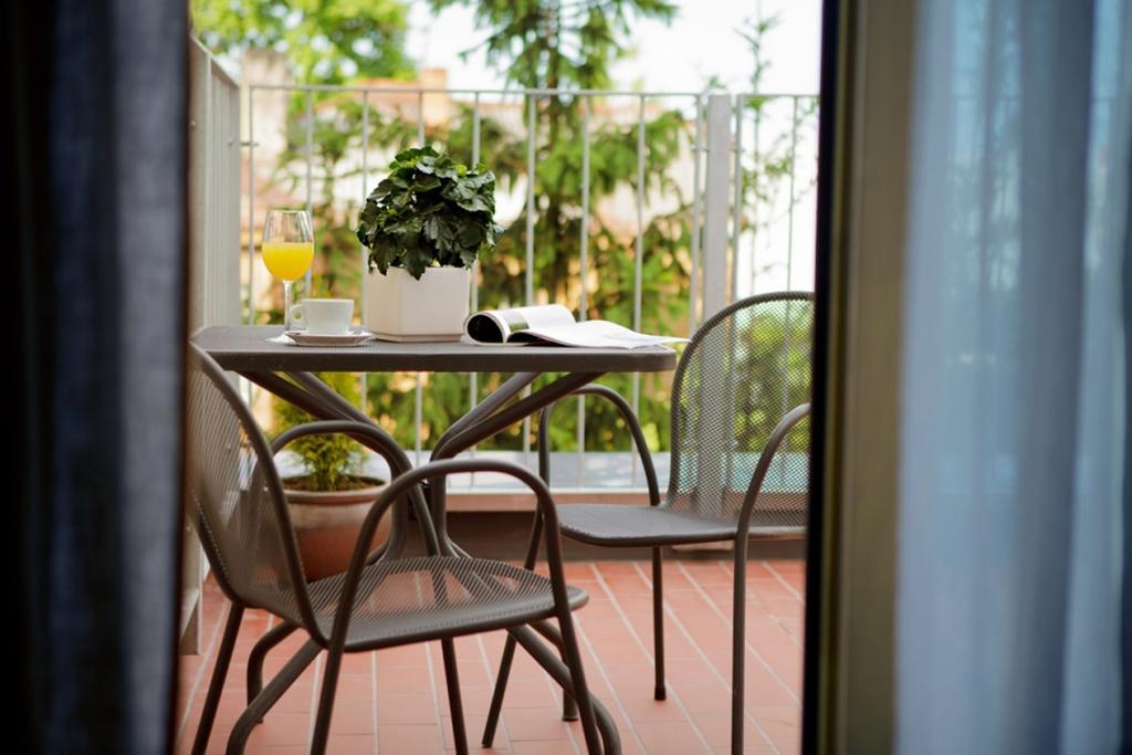 Hotel Babilonas Κάουνας Εξωτερικό φωτογραφία